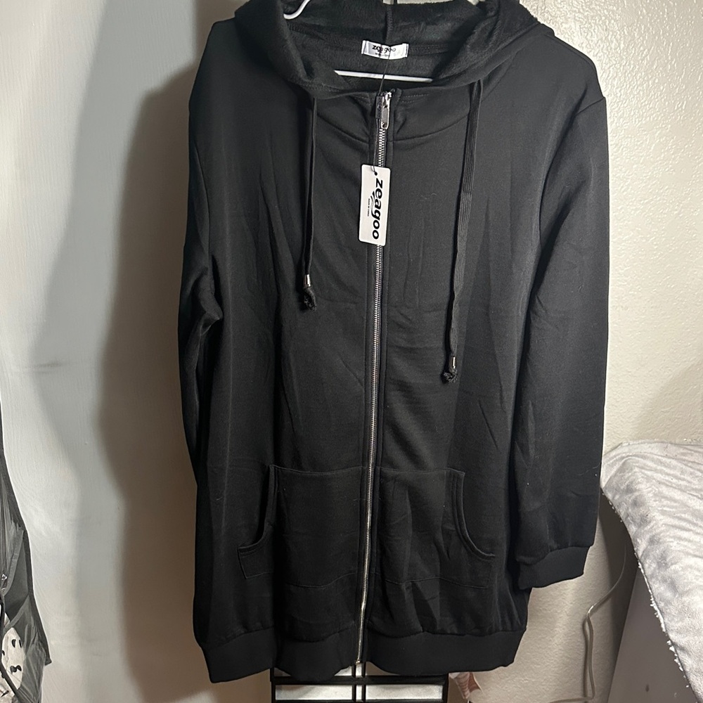 zeagoo Black Full-Zip Hoodie with Drawstring Hood